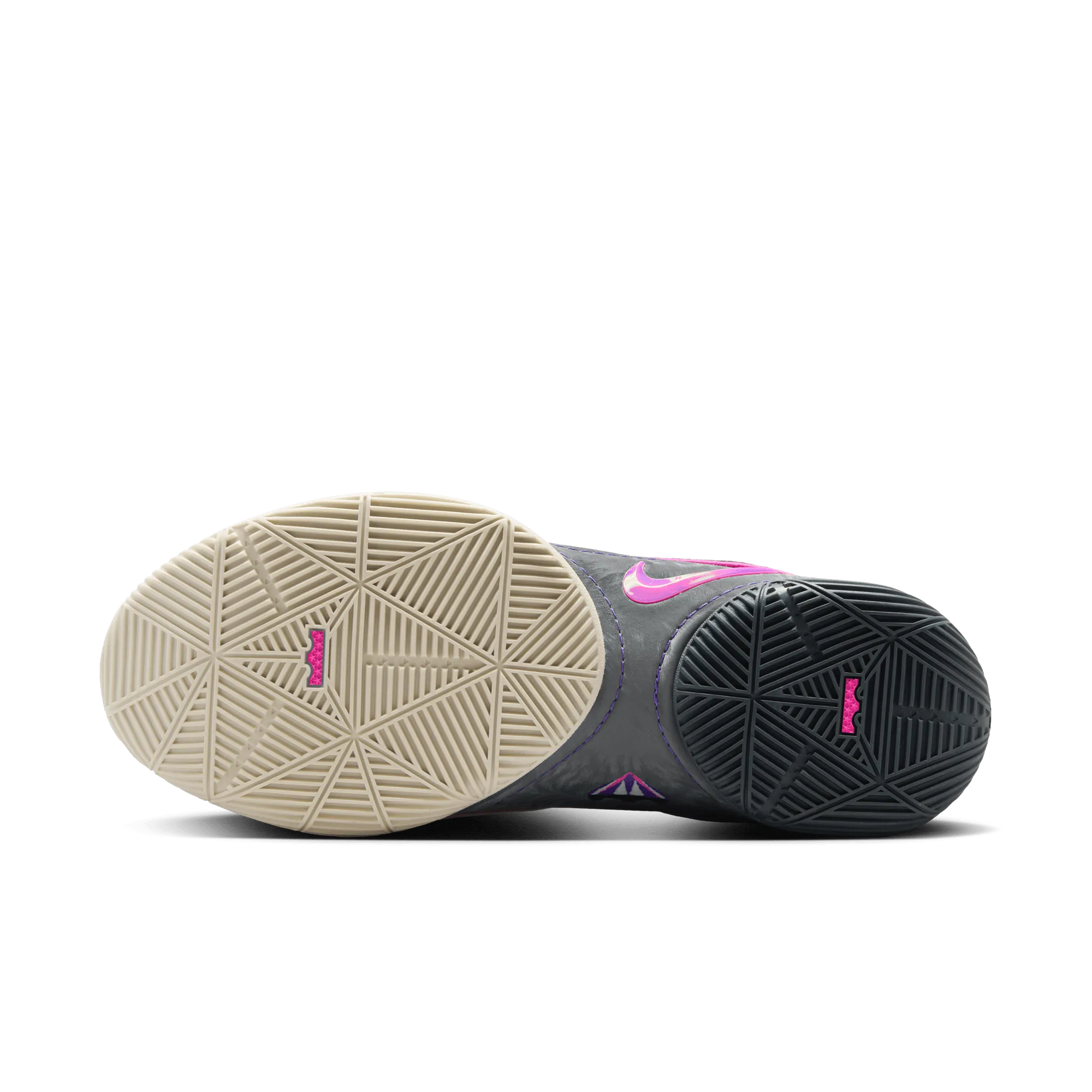 LEBRON XXII EP BASKETBALL SHOES