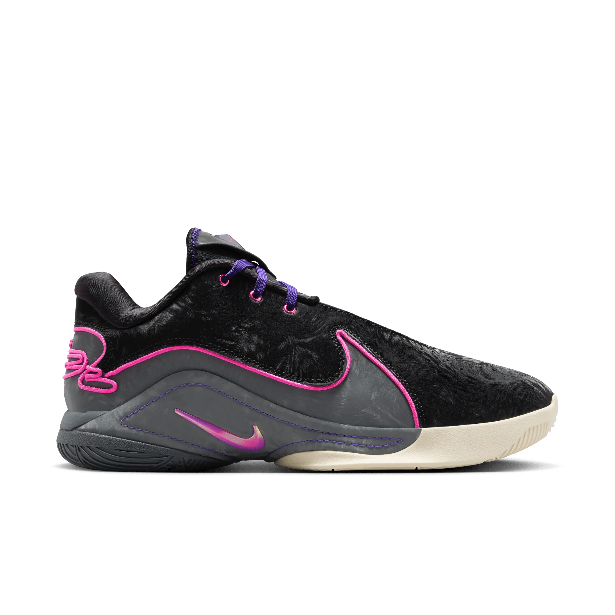 LEBRON XXII EP BASKETBALL SHOES