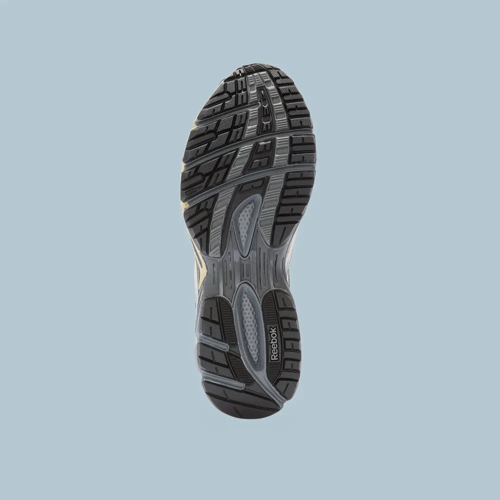 Premier Road Ultra Sneakers