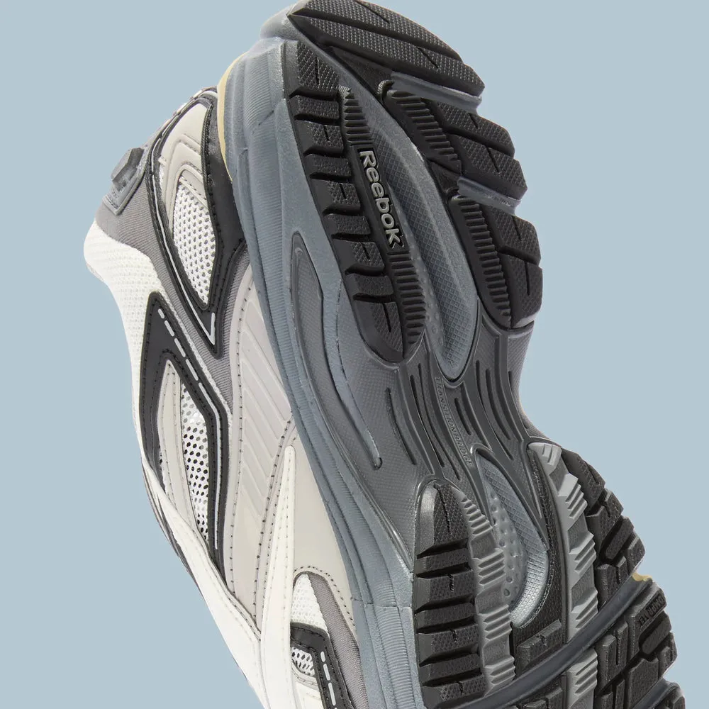 Premier Road Ultra Sneakers