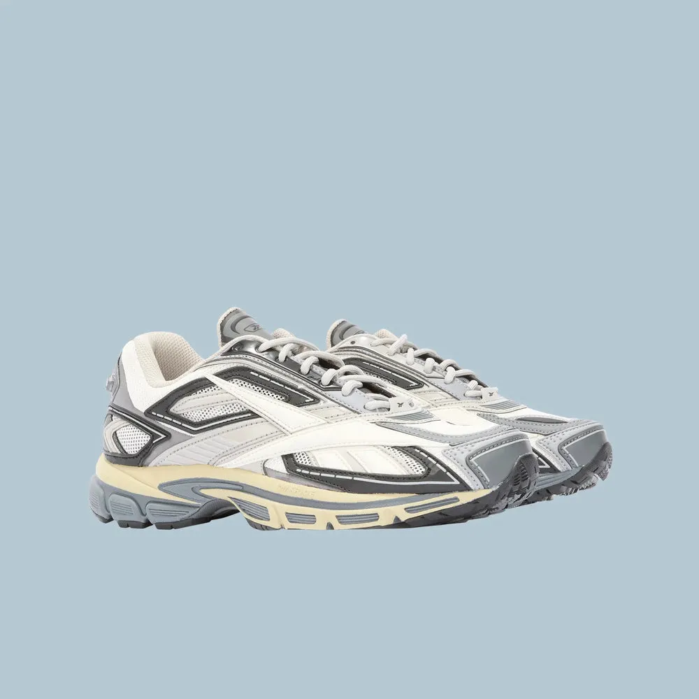 Premier Road Ultra Sneakers