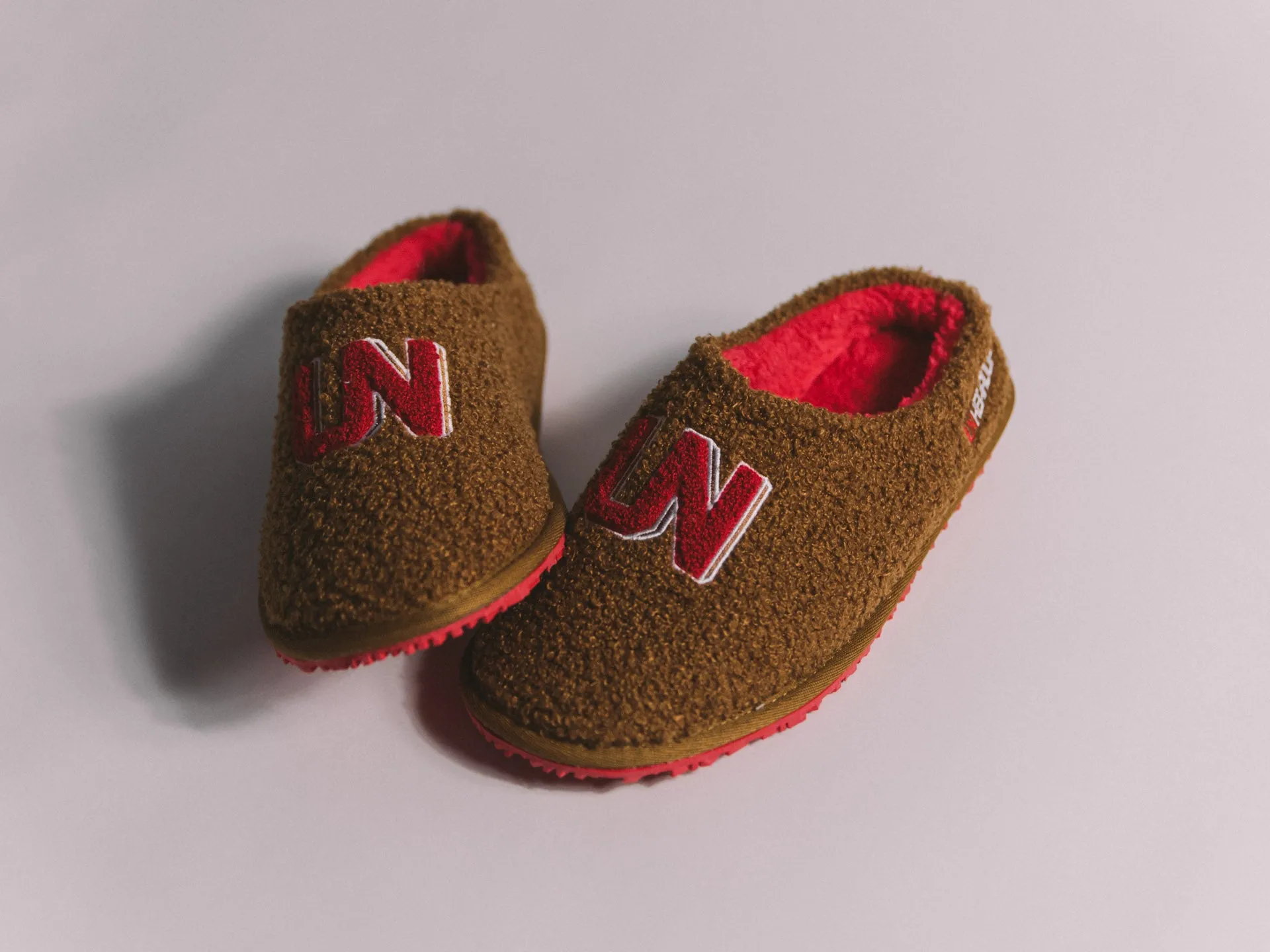 UNHEARDOF Core Logo Indoor House Slippers 'Cubby' OG $55.00
