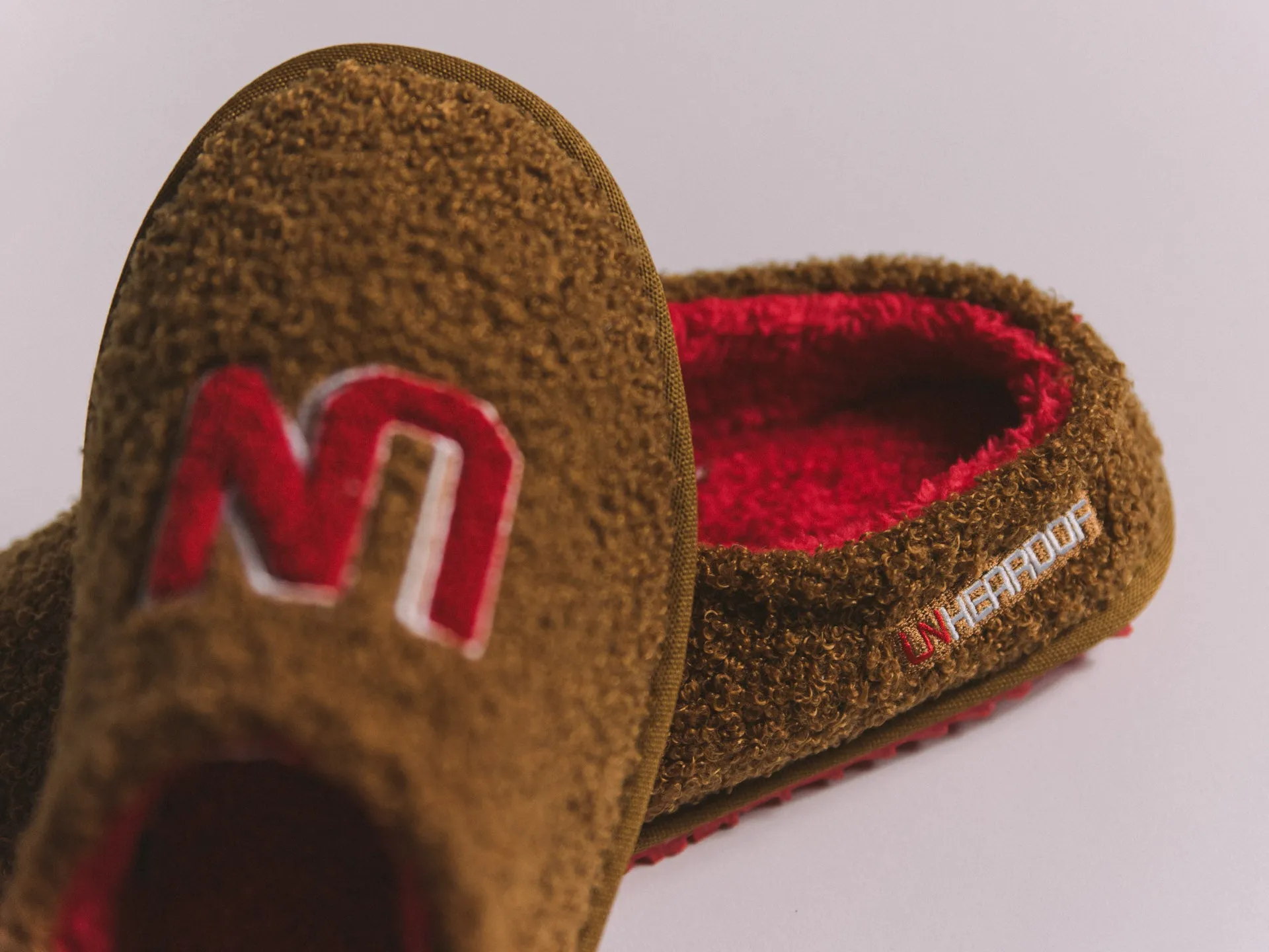 UNHEARDOF Core Logo Indoor House Slippers 'Cubby' OG $55.00