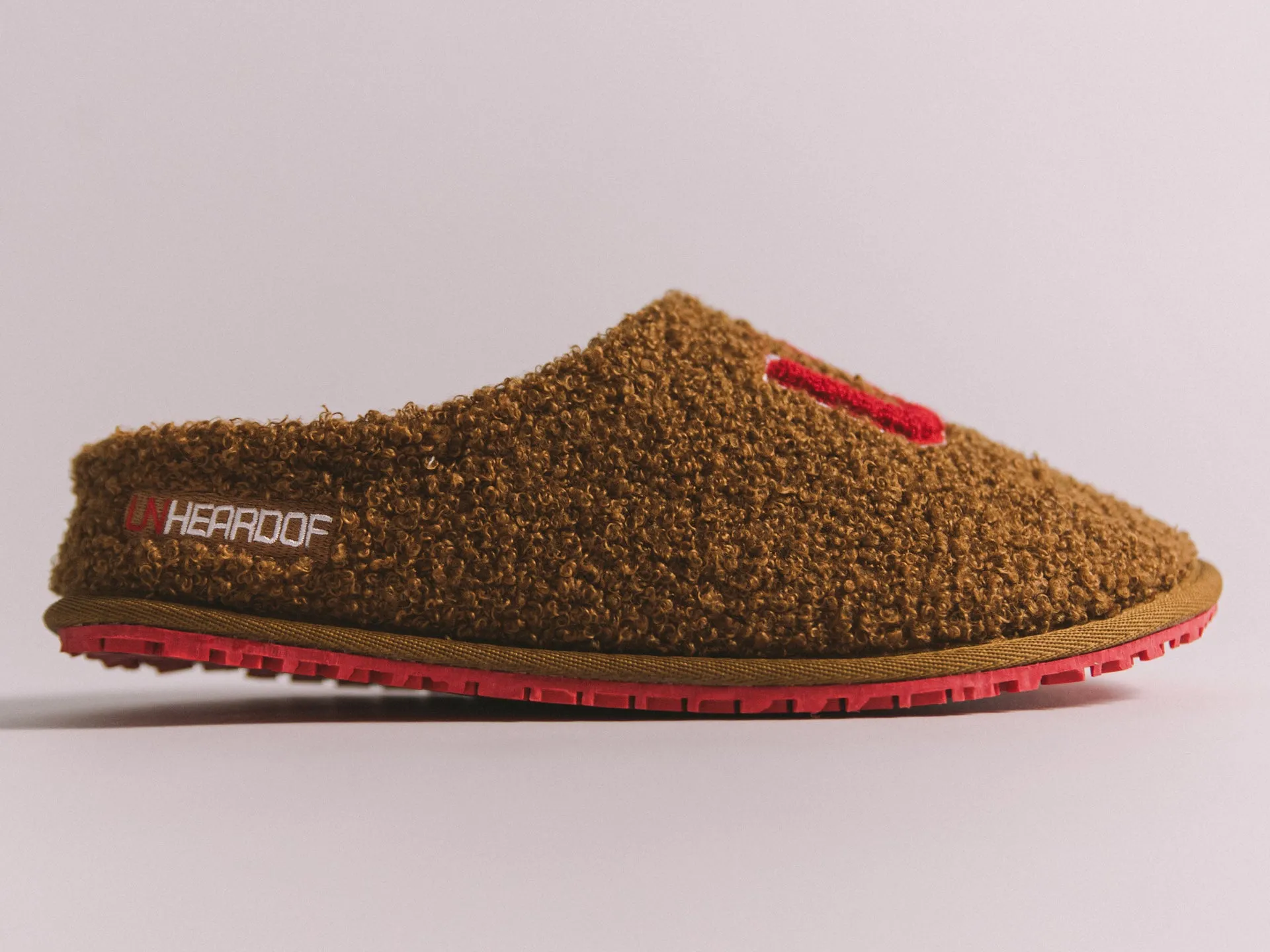 UNHEARDOF Core Logo Indoor House Slippers 'Cubby' OG $55.00