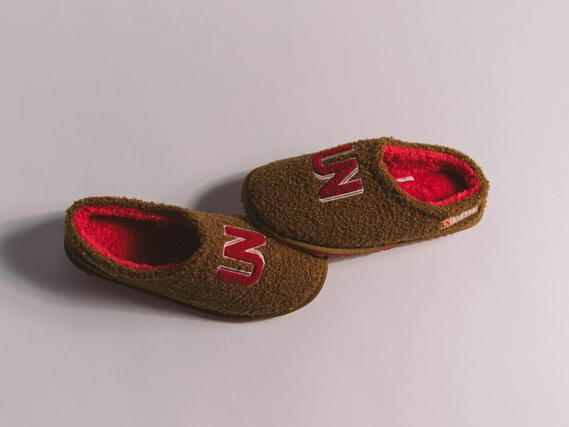 UNHEARDOF Core Logo Indoor House Slippers 'Cubby' OG $55.00
